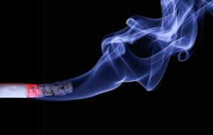 ¿Por qué el tabaco provoca halitosis? 
